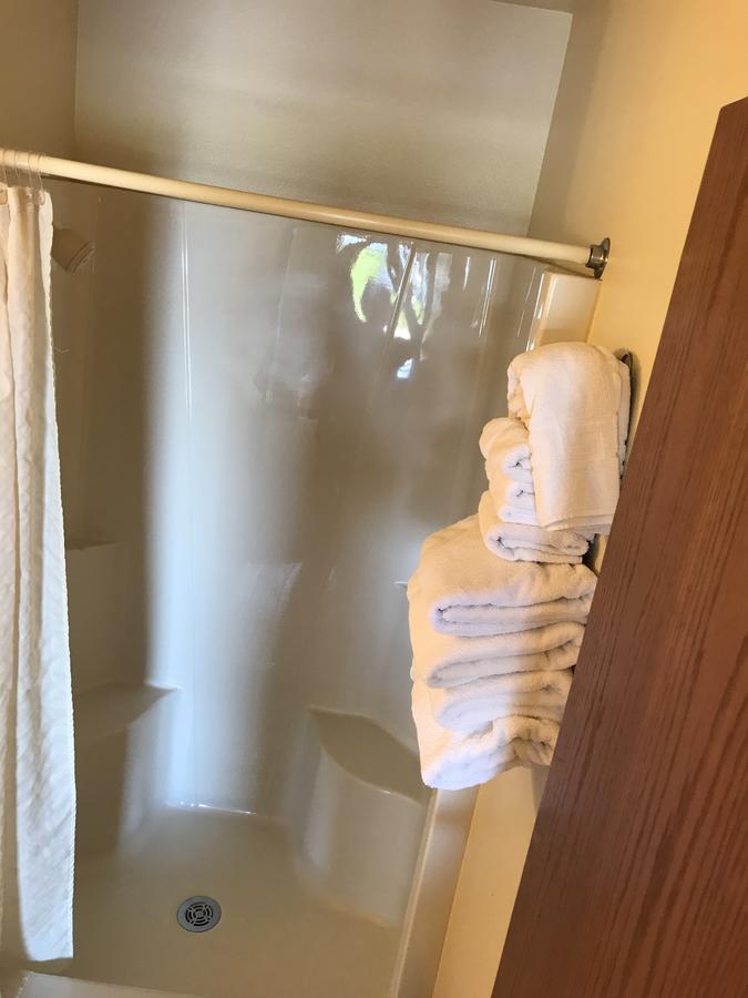Exxon Quik Stop & Motel Wausaukee Екстер'єр фото
