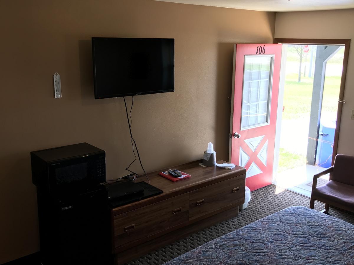 Exxon Quik Stop & Motel Wausaukee Екстер'єр фото