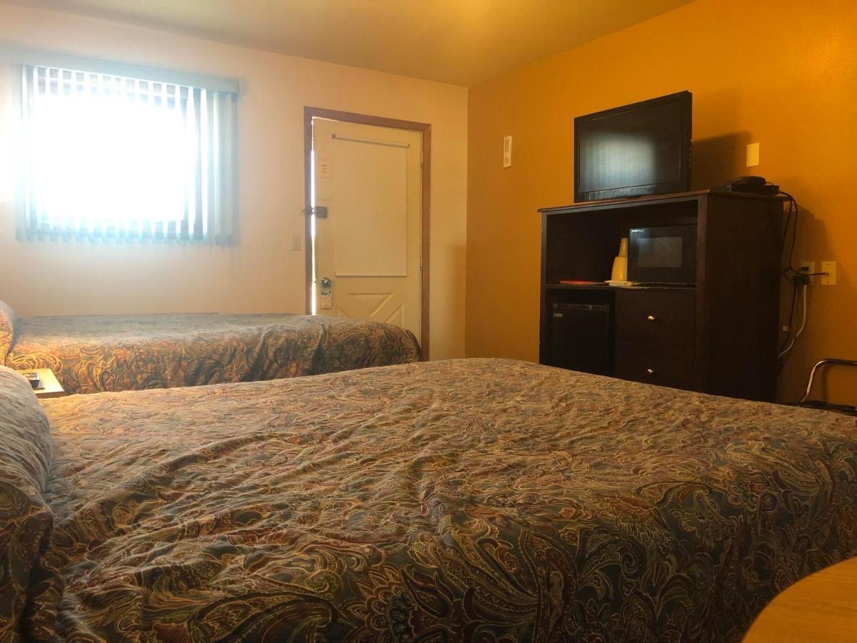 Exxon Quik Stop & Motel Wausaukee Екстер'єр фото